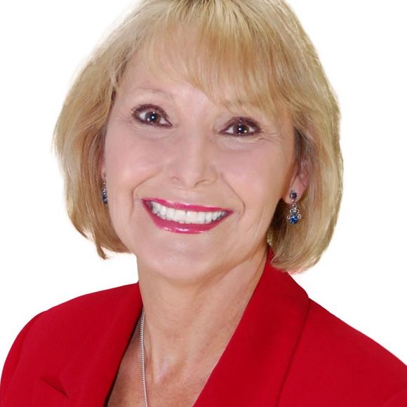 Meet your Posher, Susan - Picture 1 of 1